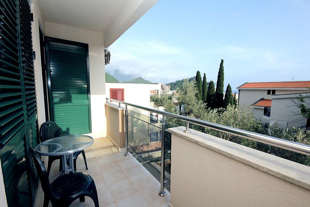 Apartments Draskovic Mirista Petrovac Exterior foto
